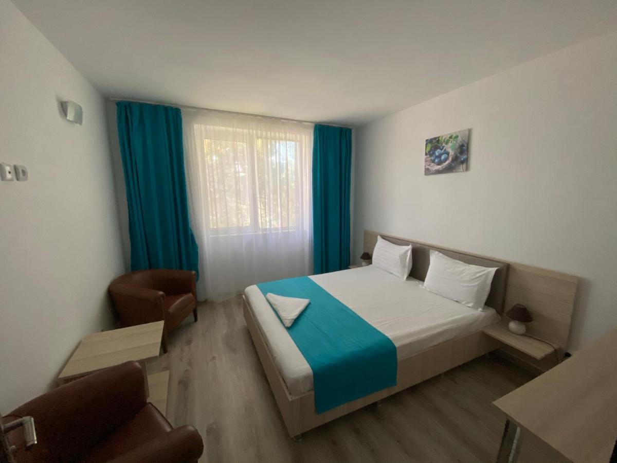 Q Hotel Neptun Kültér fotó