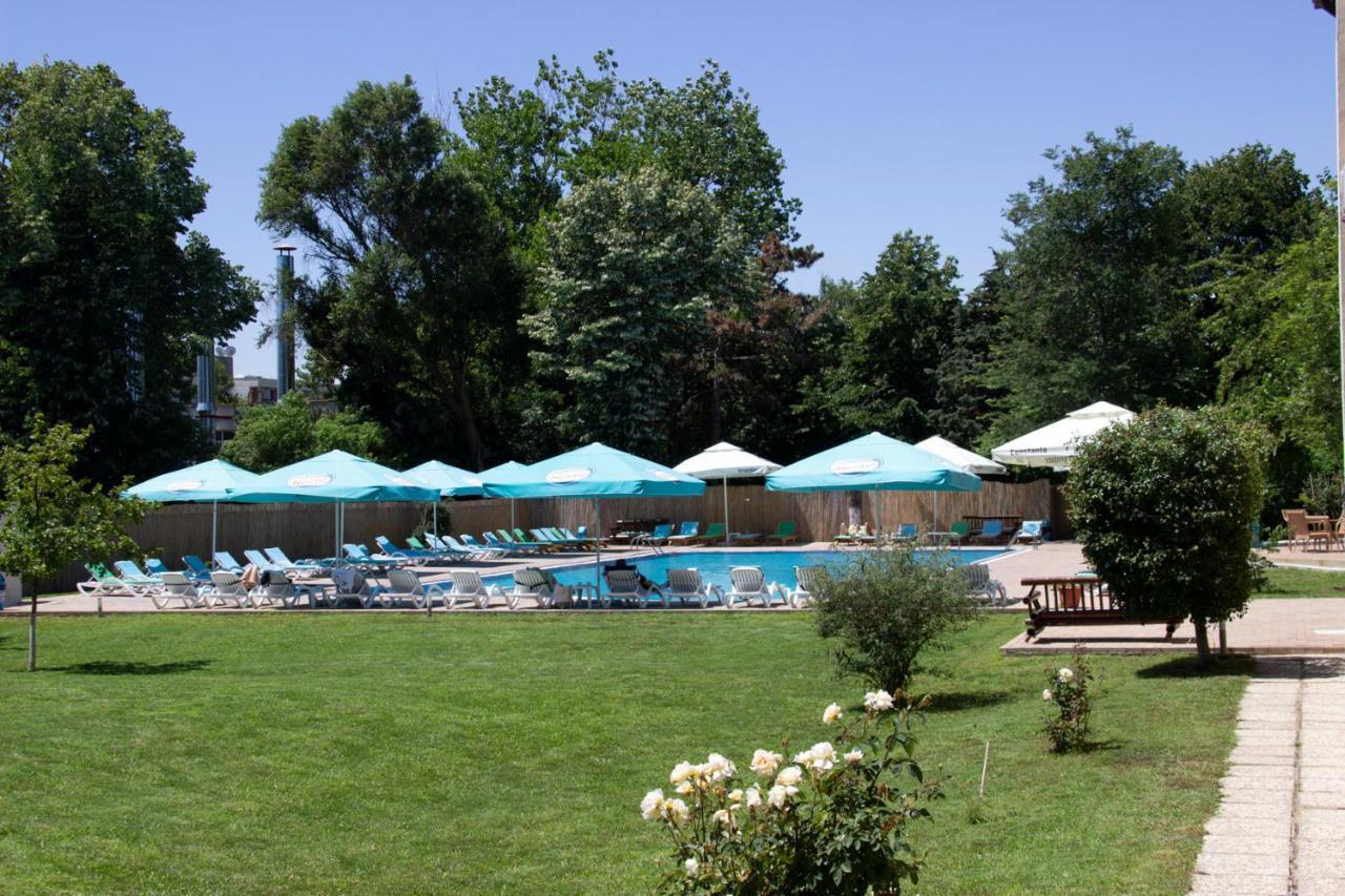 Q Hotel Neptun Kültér fotó