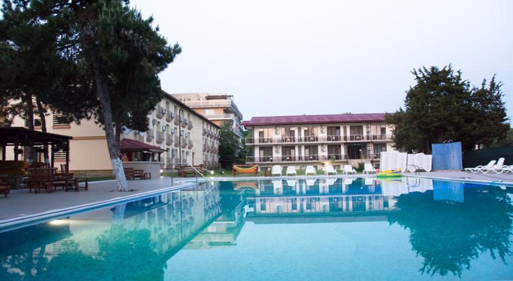 Q Hotel Neptun Kültér fotó