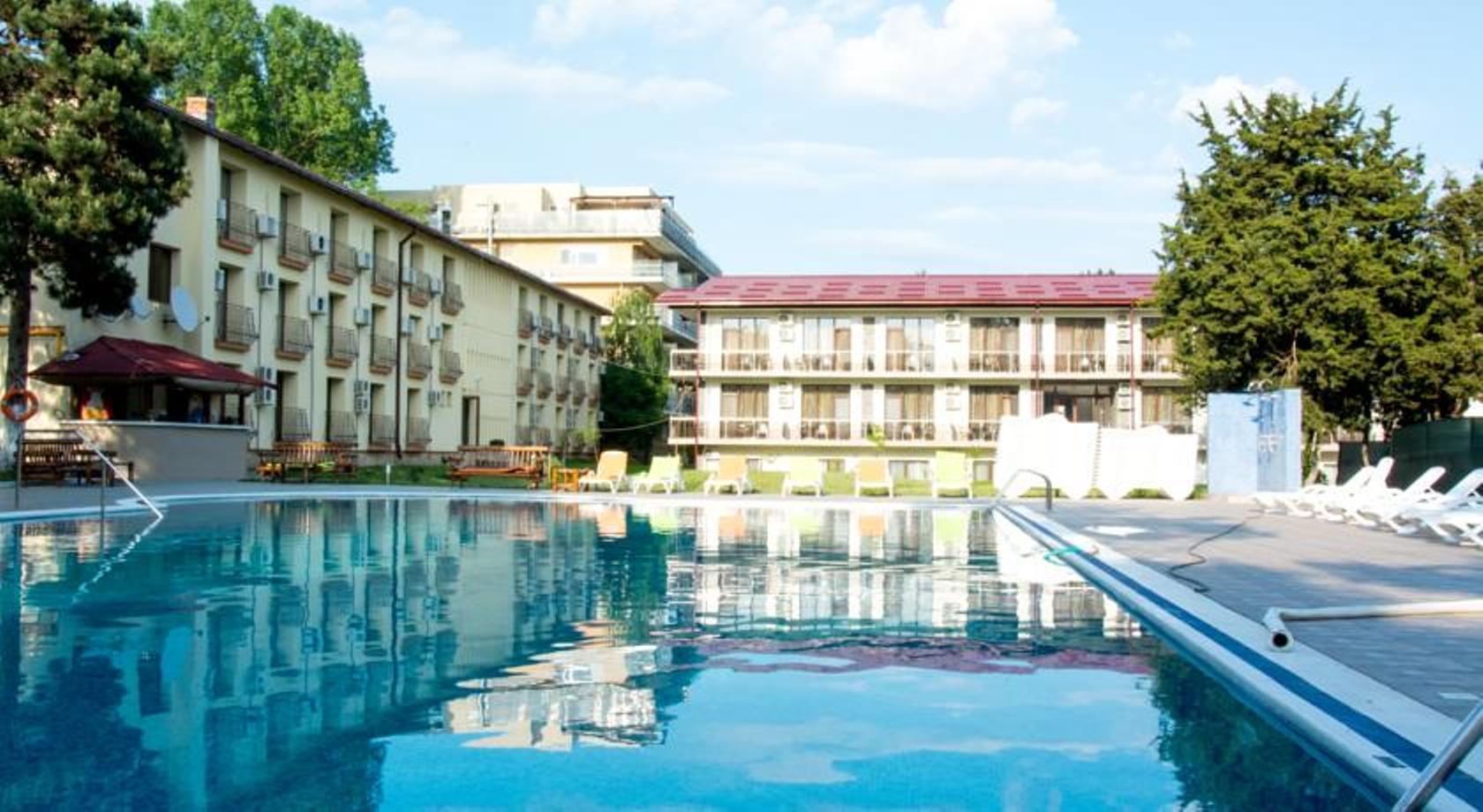 Q Hotel Neptun Kültér fotó