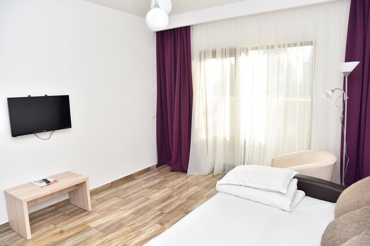 Q Hotel Neptun Kültér fotó